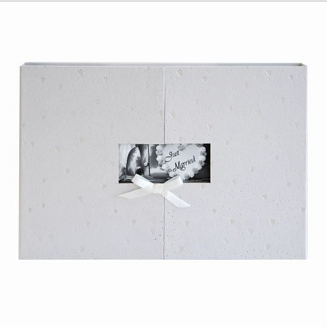 Fotoalbum mit Fenster
