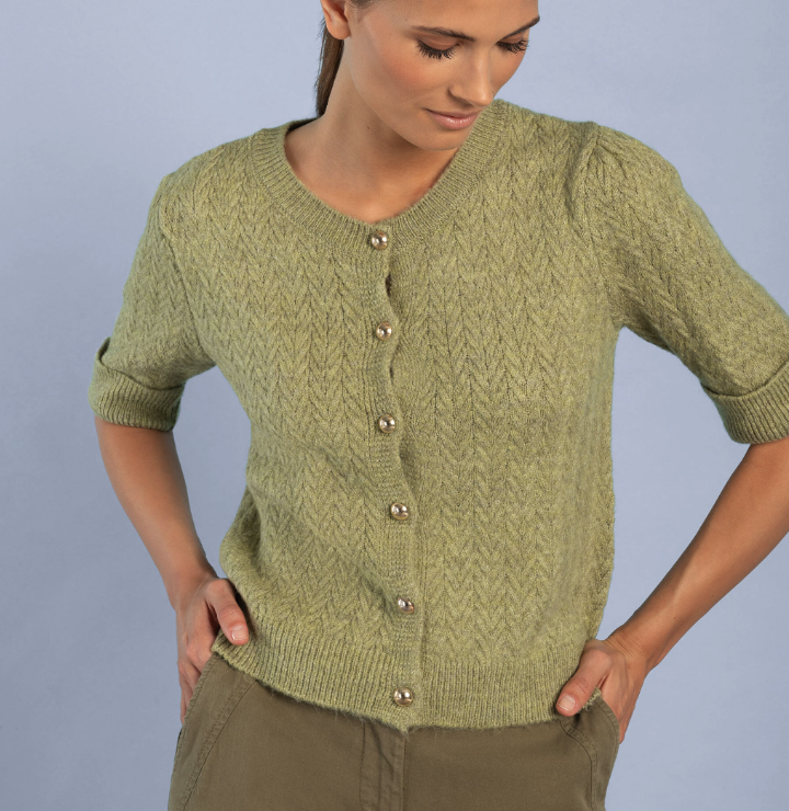 Cardigan Kurzarm *soft moos green*