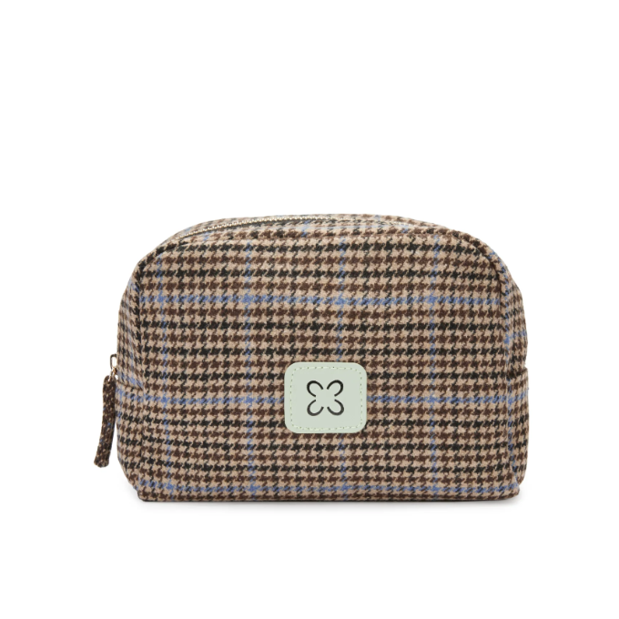 Cosmetic Bag *Checks Forever*