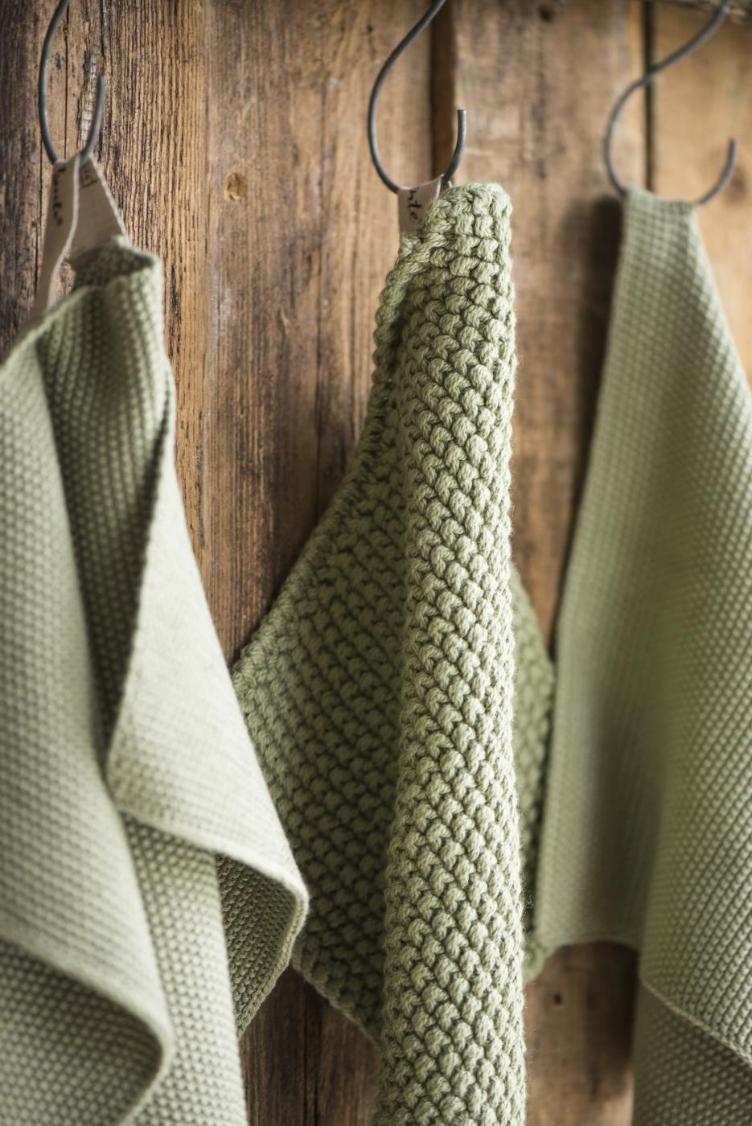 Topflappen gestrickt *olive* - 1