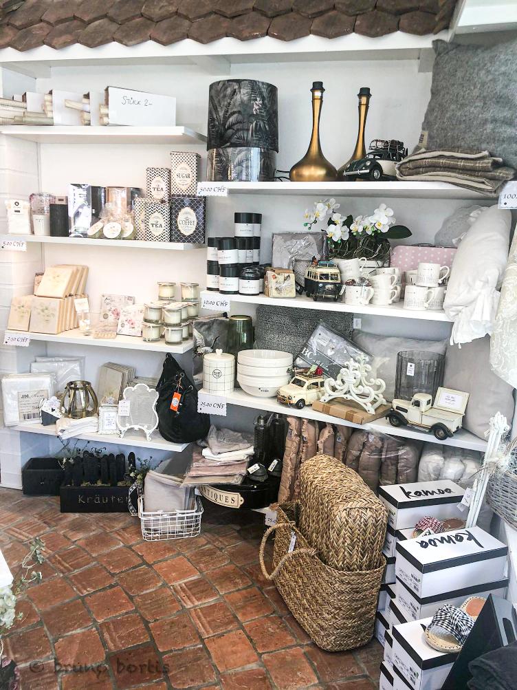 grosser Lagerverkauf