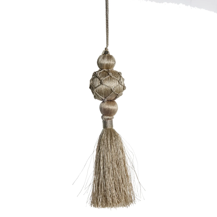 Quasten-Ornament *Astrid* leinen