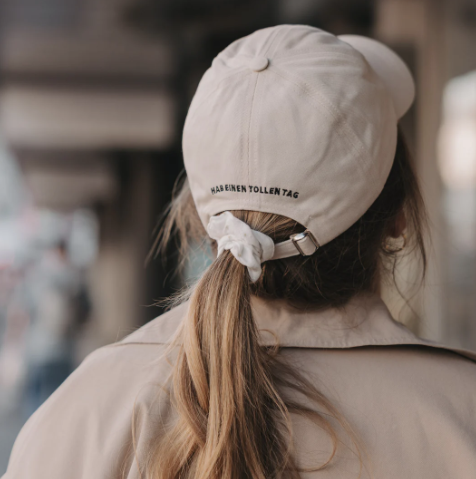 CAP *beige* schwarzes Herz - 5