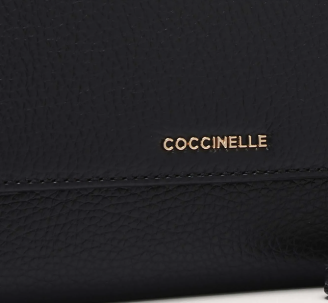 Coccinelle Geldboerse mit Schulterriemen in black - 0