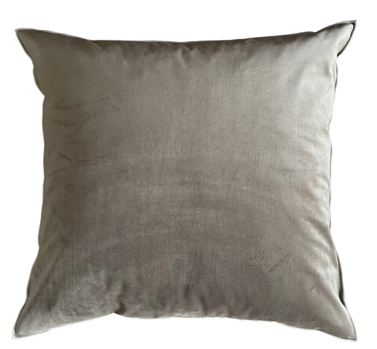 Kissenhülle *Big Flauschi* taupe 60 x 60 cm