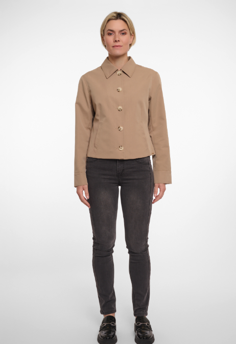 Kurze durchgeknöpfte Jacke - 2