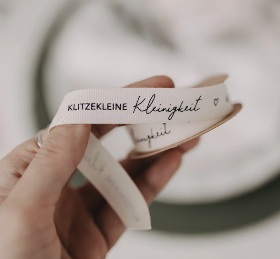 Geschenkband 5m *Klitzekleine Kleinigkeit* - 1