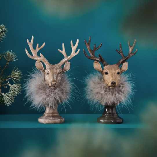 Hirschkopf auf Sockel - 0